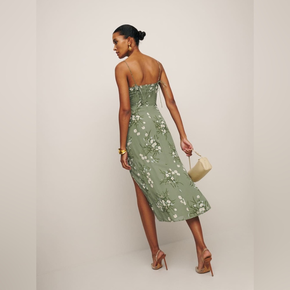 ❌❌SOLD❌❌NEW Reformation Kourtney Sage Floral Maxi Dress in Bonita 2 - Picture 5 of 16